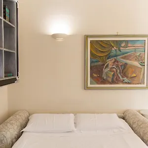  Apartamento Classic 1br Outside Ztl & 10 Min From Center Italia