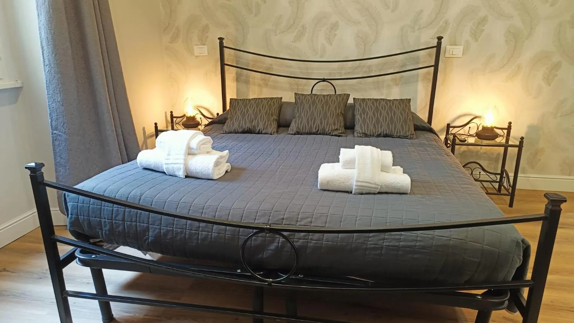 Amoroma Suite