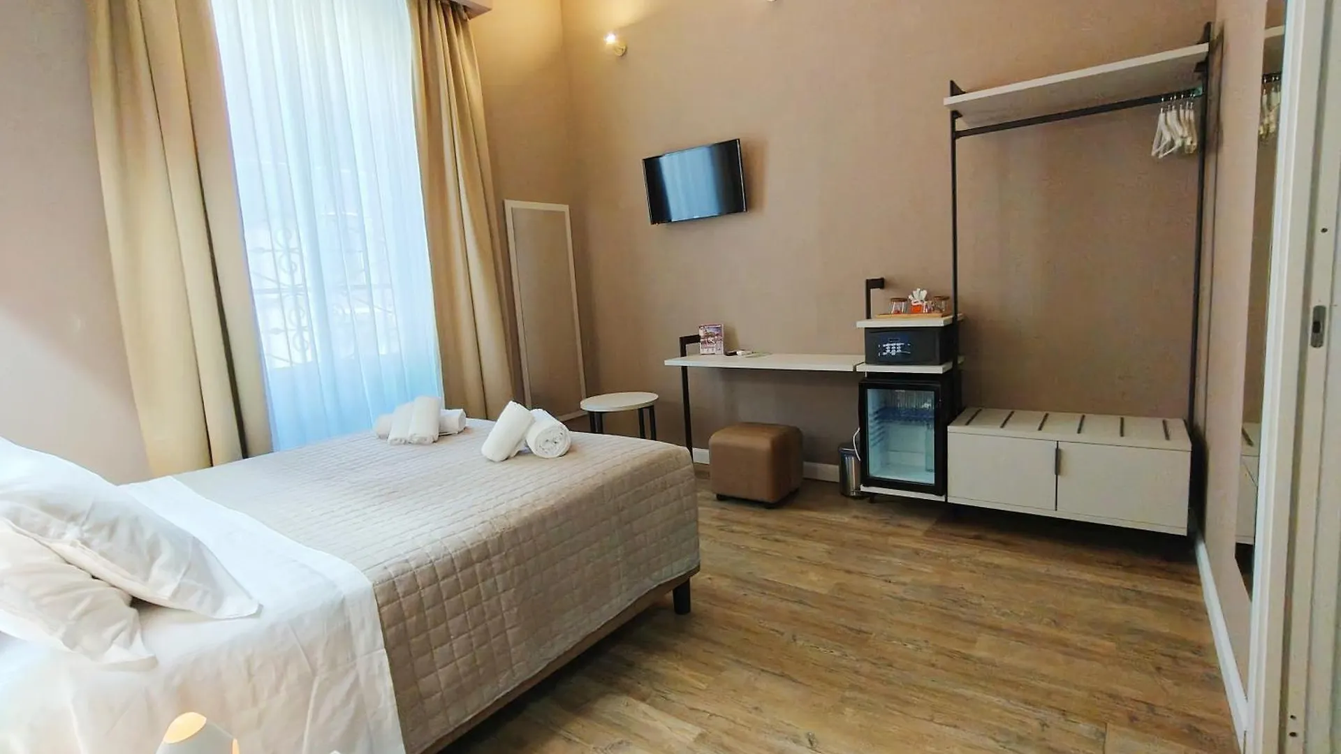 Amoroma Suite Bed & Breakfast